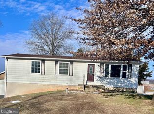 1002 Creek Rd, Manheim, PA 17545