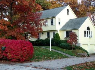 2 Shady Ln, North Attleboro, MA 02760