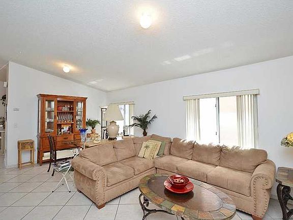 3rd image of 9966 NW 123rd St