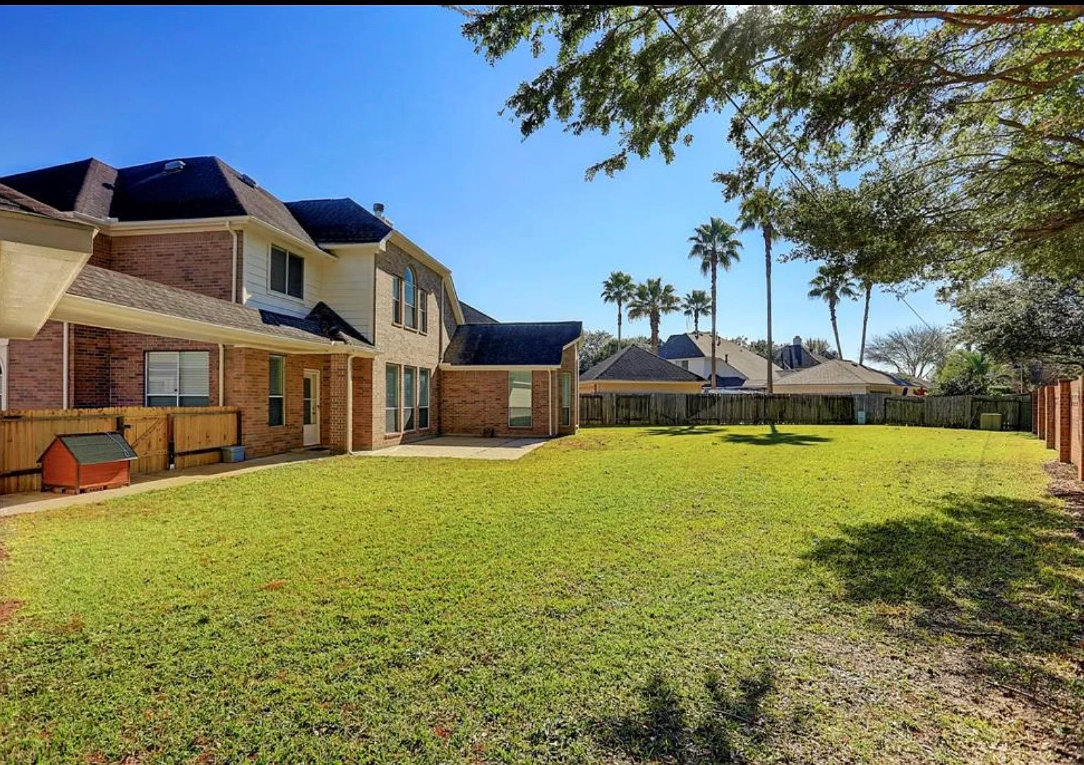 6 bed, 4012 sqft, $3,750 — Photo 3