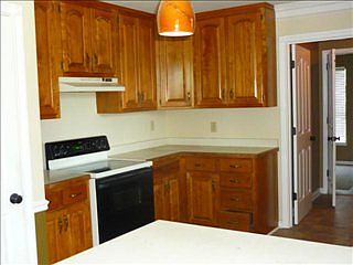 5th image of 906 Timberside Dr