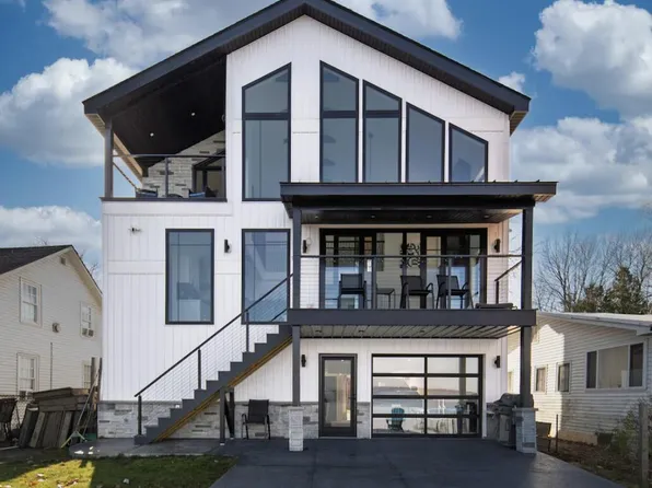 126 9th Street, Saratoga Springs, NY 12866