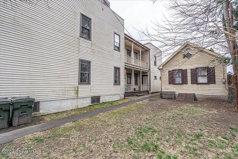 4th image of 1855-1857 7th Avenue