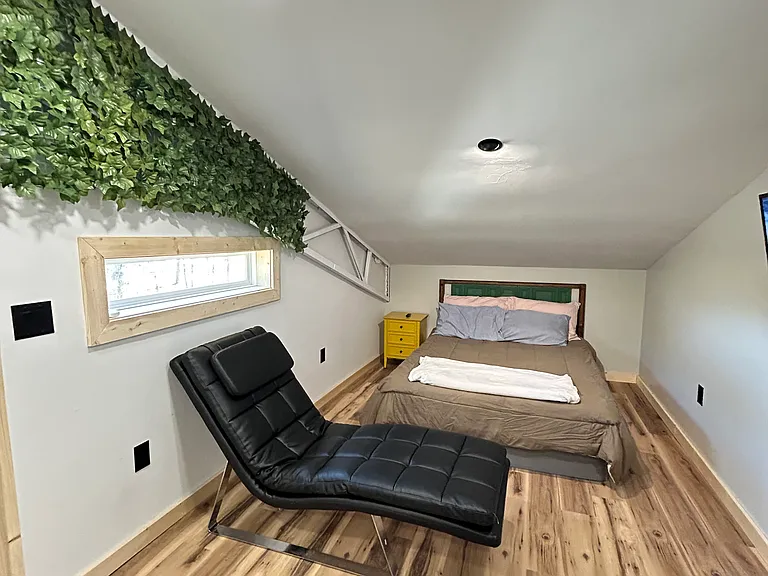 1812 NW Lake Lillian Rd — Photo 17