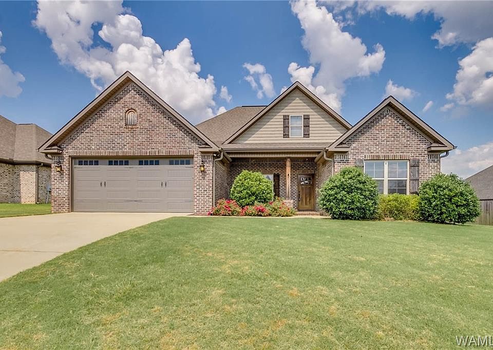 1st image of 13455 Maple Leaf Cir