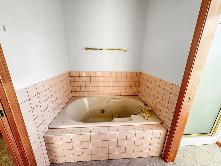 1055 Indian Creek Rd — Photo 11