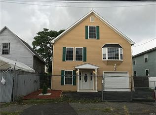 441 Pembroke St, Bridgeport, CT 06608