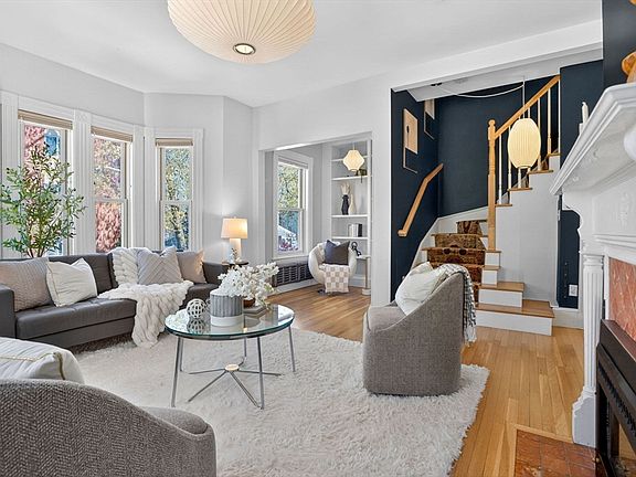 5th image of 26 Custer St #2