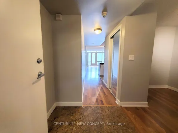 (undisclosed Address), Toronto, ON M5V 3V2