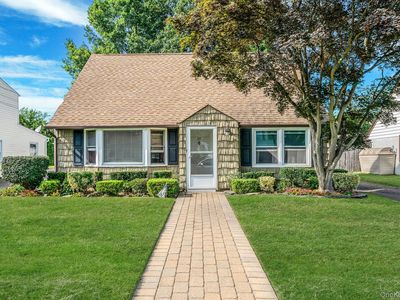 10 Walter Avenue, Hicksville, NY, 11801