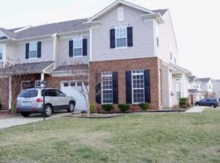 4621 Kingsland Ct, Charlotte, NC 28269