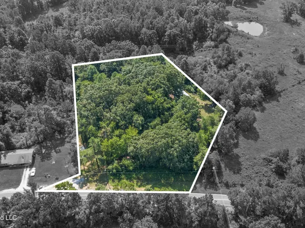 501 Old Highway 7 S, Holly Springs, MS 38635