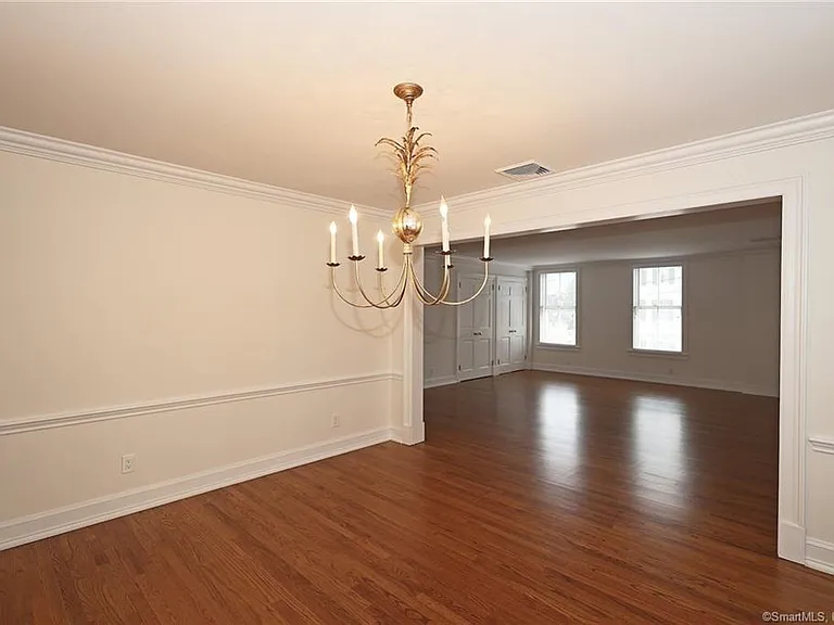 249 Main St #2 — Photo 8