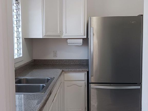5th image of 1527 W Sunset Blvd #1