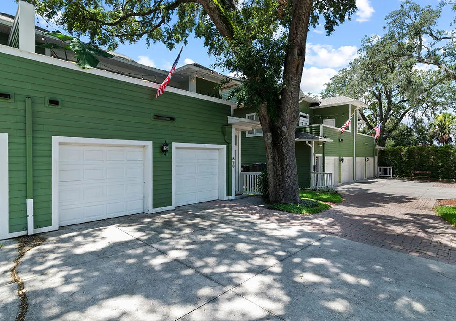 $3,600 - 2 Bedroom 3 Full Bath Townhouse in the Mills District — Photo 3
