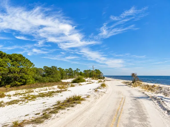 1008 & 1010 Alan Ln, Panacea, FL 32346