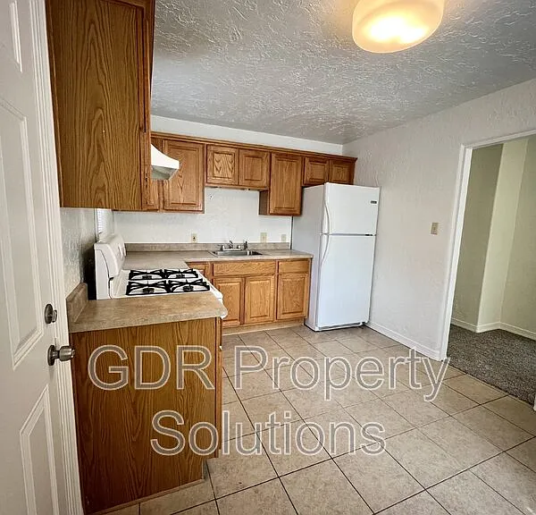 3529 Ross Ave SE — Photo 17