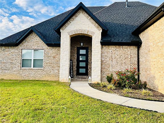 3rd image of 1201 Quailridge Way