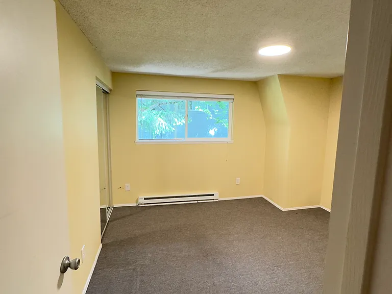 5031 SW Beaverton Hillsdale Hwy — Photo 8