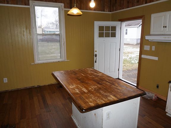 2nd image of 3319 Latonia Ave