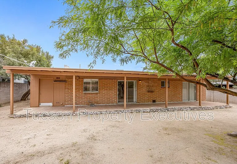 3534 N Palmer Dr — Photo 27
