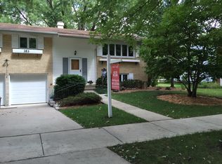 353 N Morris Dr #60067, Palatine, IL 60074