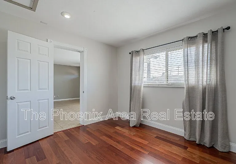 8654 E Windsor Ave — Photo 38