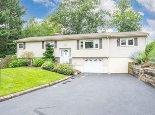 5 Leslie Rd, Worcester, MA 01605