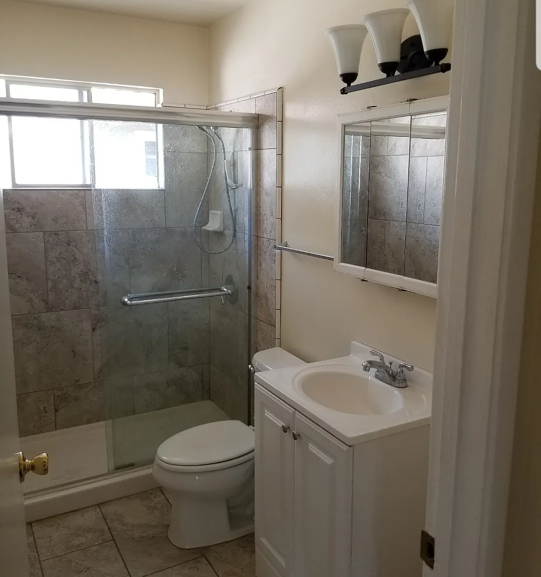 1 bed, 650 sqft, $2,095 — Photo 3