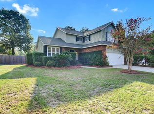 825 Detyens Rd, Mount Pleasant, SC 29464