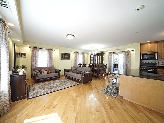 5th image of 3506 N Pittsburgh Ave