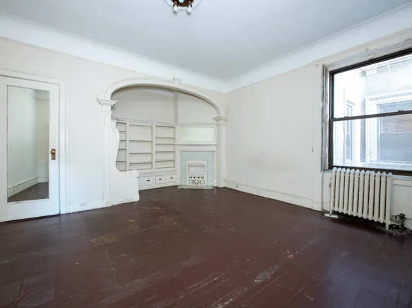 194 Riverside Drive image 12 of 26