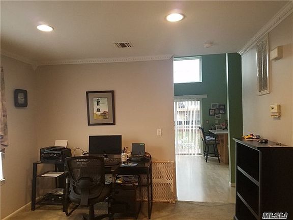 4th image of 105 Northwood Blvd