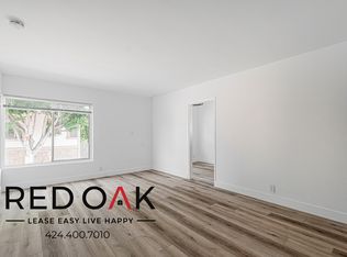 8514 Sherwood Dr APT 12, West Hollywood, CA 90069
