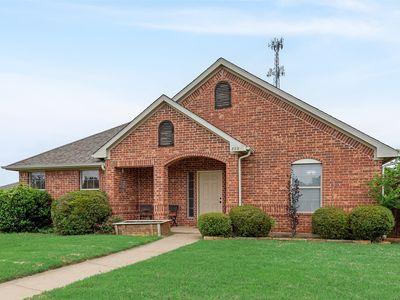 828 Greenview Ct, Aubrey, TX, 76227