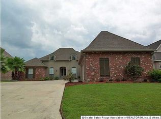 12144 River Highlands Dr, Saint Amant, LA 70774