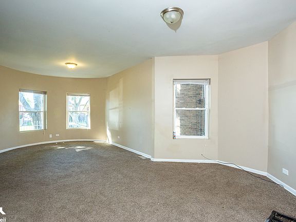 4th image of 6343 S Saint Lawrence Ave