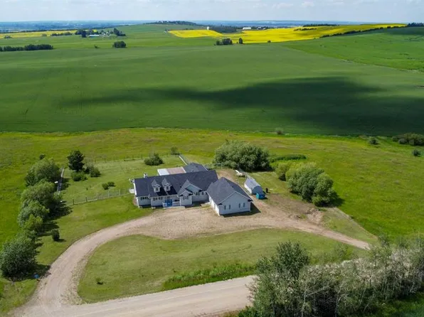 37466 E Range Rd #263, Red Deer, AB T4N 5E2