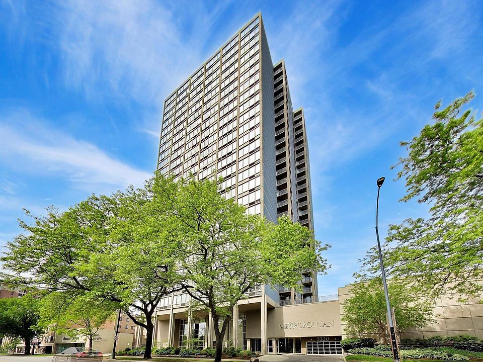 1st image of 5320 N Sheridan Rd APT 1509