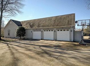 212 Watersedge Dr, Boiling Springs, SC 29316