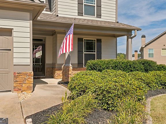 3rd image of 45 Oakley Way