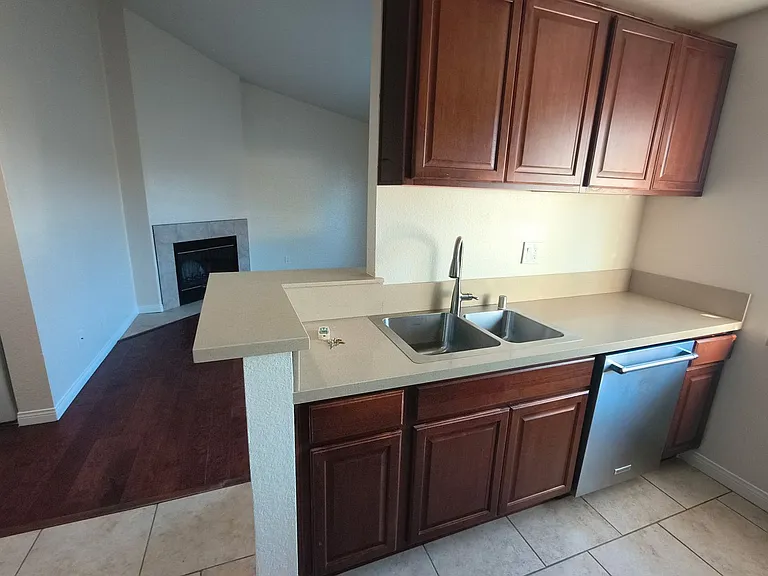 4084 Oregon St — Photo 9