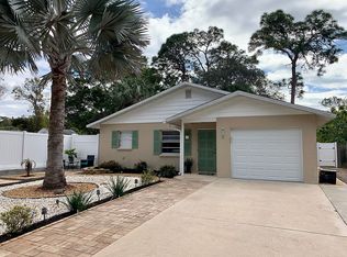 475 W Wentworth St, Englewood, FL 34223