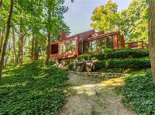 70 Steele Rd, Fairport, NY 14450