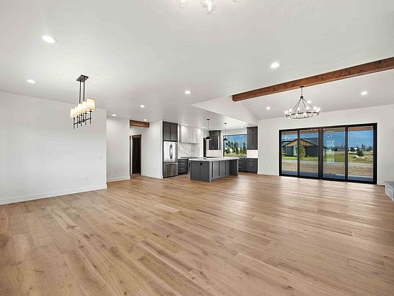 5th image of 2046 Homestead Trl