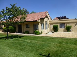 11682 Juniper Dr, Apple Valley, CA 92308