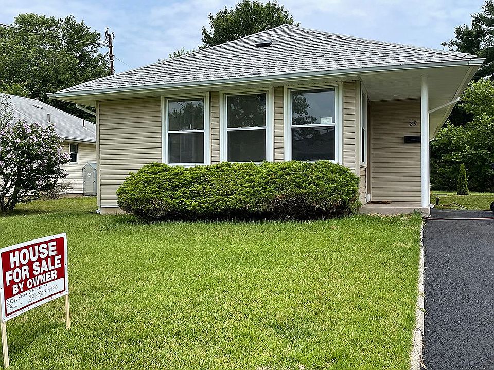 1st image of 29 Palisades Dr