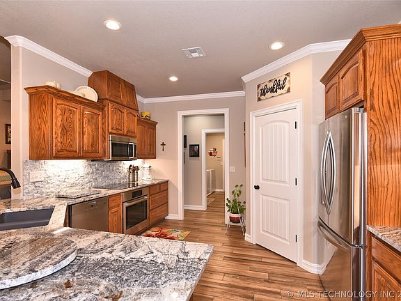 5th image of 12414 Kathy Ln