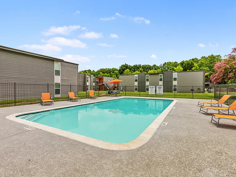 The Phoenix Apartments — Photo 5
