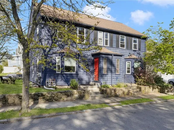 80-82 Cactus St, Providence, RI 02905